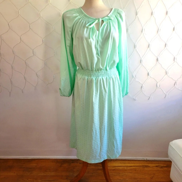 Vintage 80s Shirred Waist Dress / Mint Green / Fits Small - Picture 1 of 5